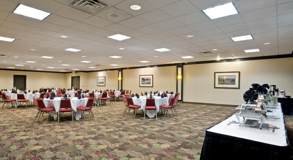 Holiday Inn Olathe Medical Center Restaurant foto