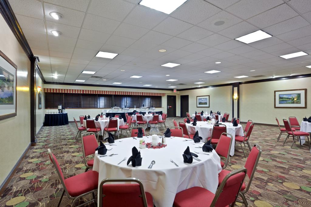 Holiday Inn Olathe Medical Center Restaurant foto